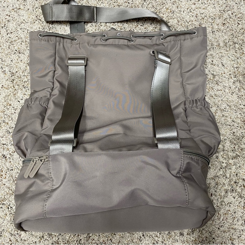Beyond Yoga Gray Backpack - Picture 4 of 8